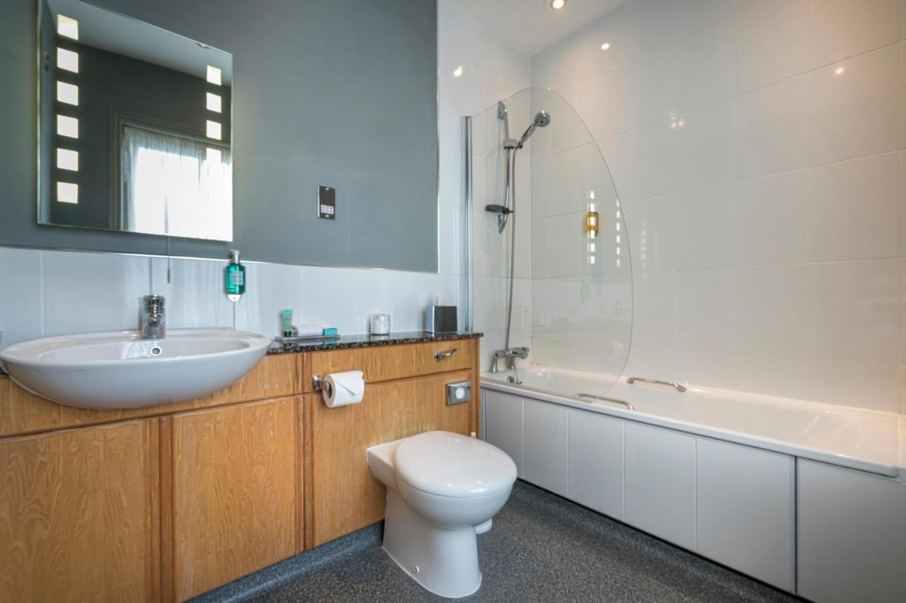 The Swan Hotel, Stafford, Staffordshire Экстерьер фото