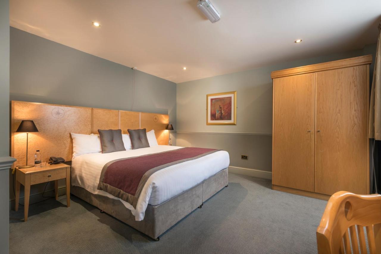 The Swan Hotel, Stafford, Staffordshire Экстерьер фото